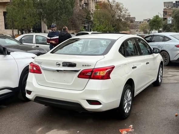 نيسان سيلفي 2025 - صورة 4