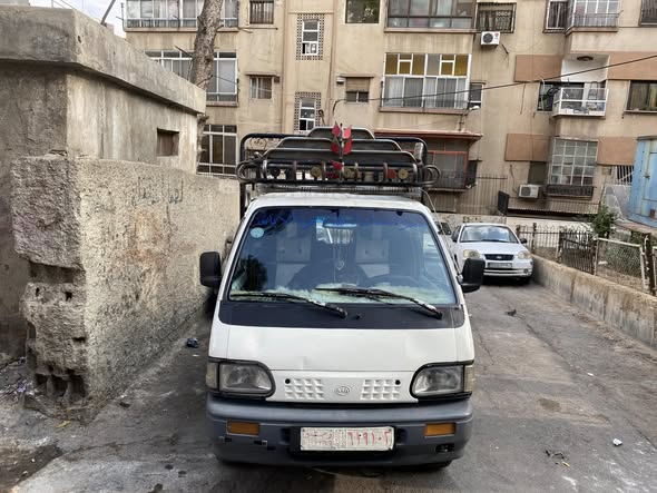كيا تاونر 1995 - صورة 4