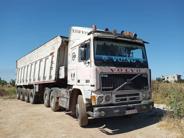 فولفو F12 1971 - صورة 4