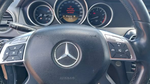 مرسيدس C 200 2012 - صورة 1