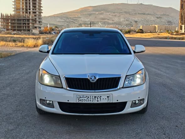 سكودا اوكتافيا 2010 - صورة 1
