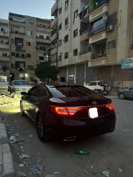 هيونداي أزيرا 2012 - صورة 4