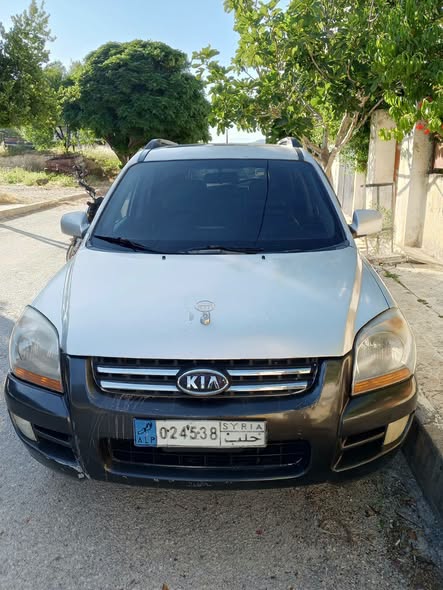 كيا سبورتاج 2005 - صورة 1