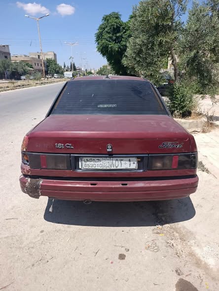 فورد سييرا 1993 - صورة 3