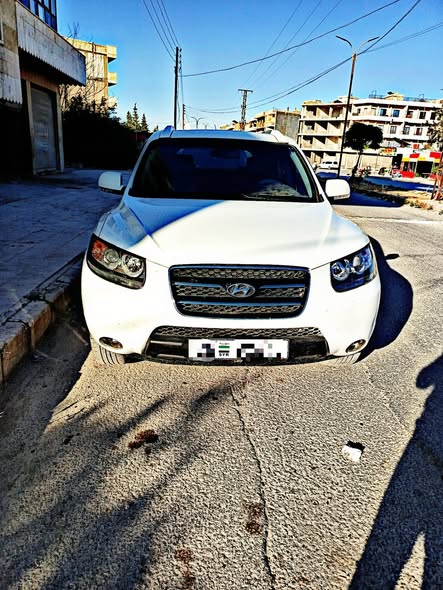 هيونداي سنتافيه 2009 - صورة 2