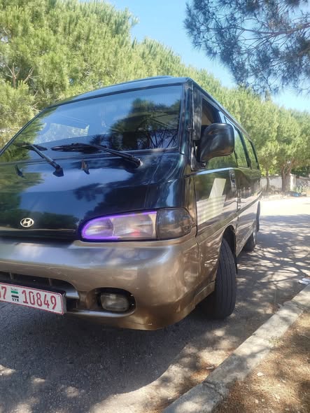 هيونداي H-1 2002 - صورة 3