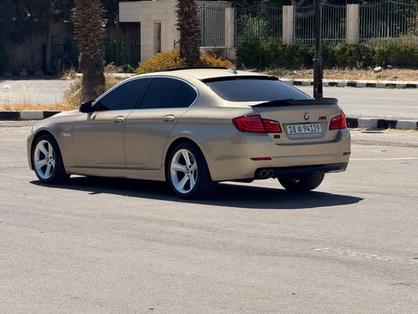 بي إم دبليو 530i 2013 - صورة 2