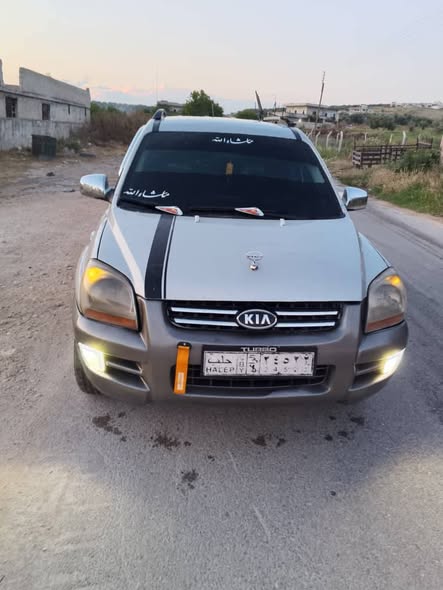 كيا سبورتاج 2005 - صورة 1