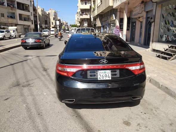هيونداي أزيرا 2012 - صورة 2