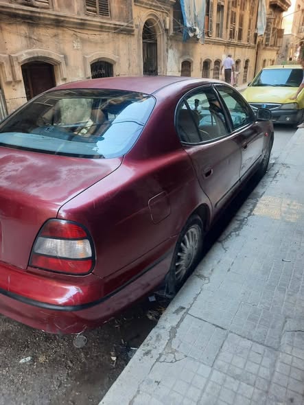 دايو لوجينزا 1998 - صورة 3