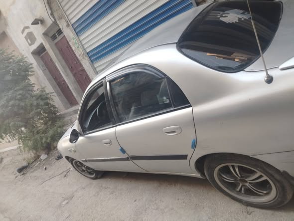 دايو لانوس 2000 - صورة 2
