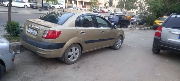 كيا ريو 2008 - صورة 5