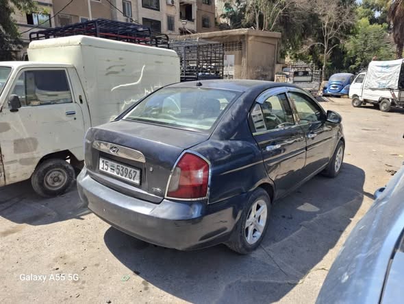 هيونداي فيرنا 2007 - صورة 5