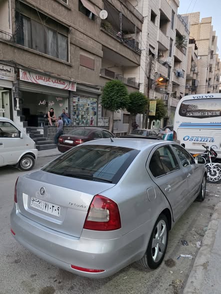 سكودا اوكتافيا 2010 - صورة 4