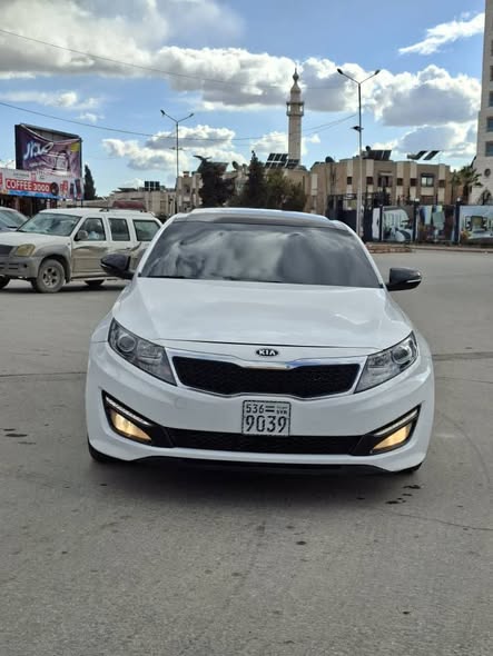 كيا K5 2011 - صورة 1