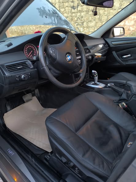 بي إم دبليو 528i 2008 - صورة 2