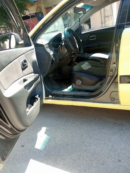 كيا ريو 2011 - صورة 4