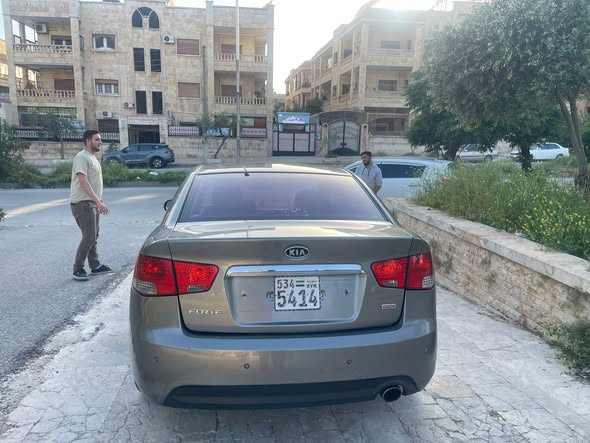 كيا فورتي 2013 - صورة 3