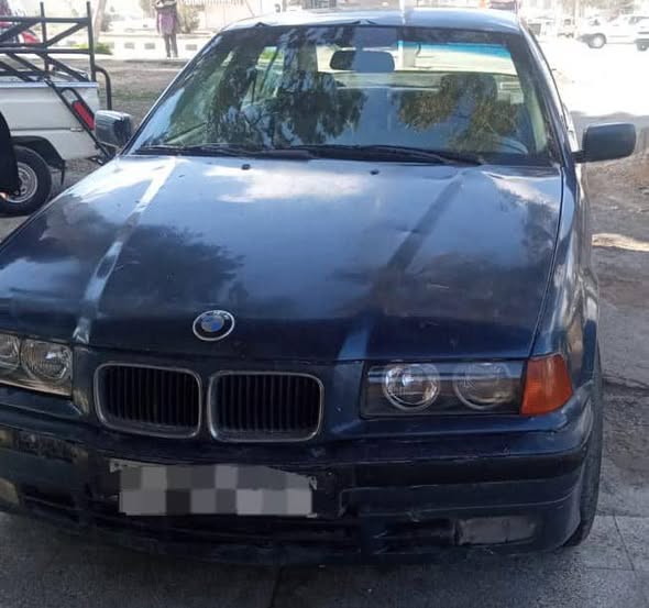 بي إم دبليو 318 1992 - صورة 1