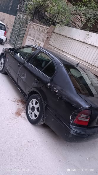 سكودا اوكتافيا 2001 - صورة 4