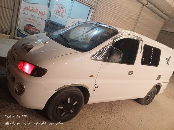 هيونداي هيونداي H-1 2001 - صورة 4