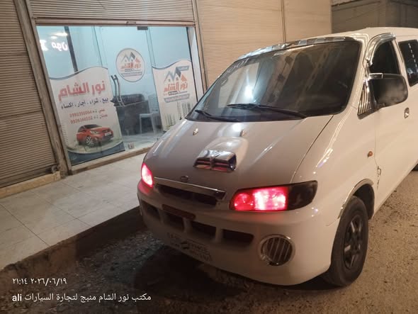 هيونداي هيونداي H-1 2001 - صورة 5