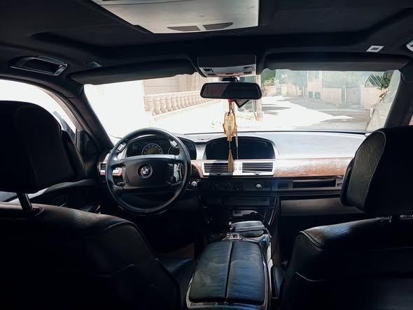 بي إم دبليو 730li 2004 - صورة 1
