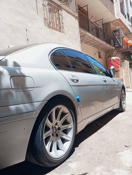 بي إم دبليو 730li 2004 - صورة 2