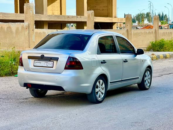 بروتون ساجا 2011 - صورة 3