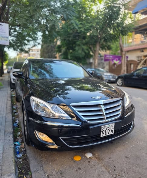 هونداي جينيسيس 2012 - صورة 1