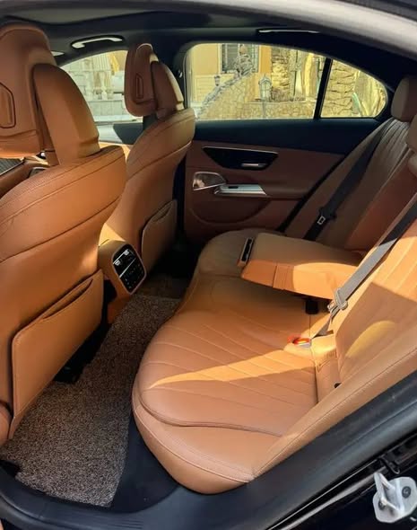مرسيدس E-Class 2024 - صورة 3
