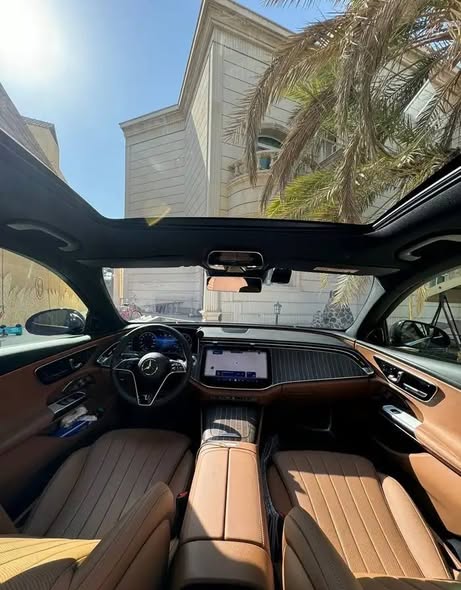 مرسيدس E-Class 2024 - صورة 4