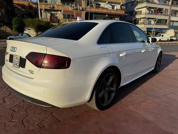 أودي A4 2012 - صورة 3