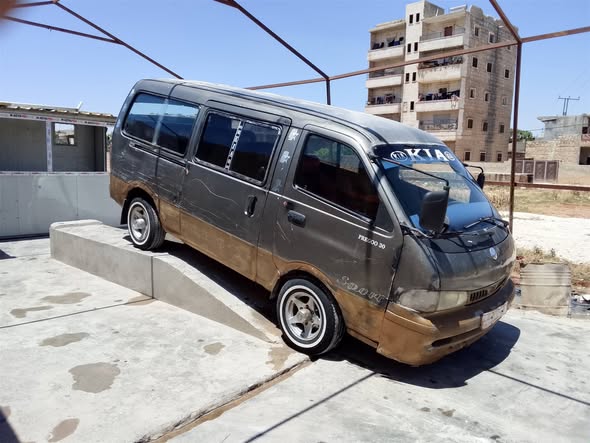 كيا بريغو 2001 - صورة 1