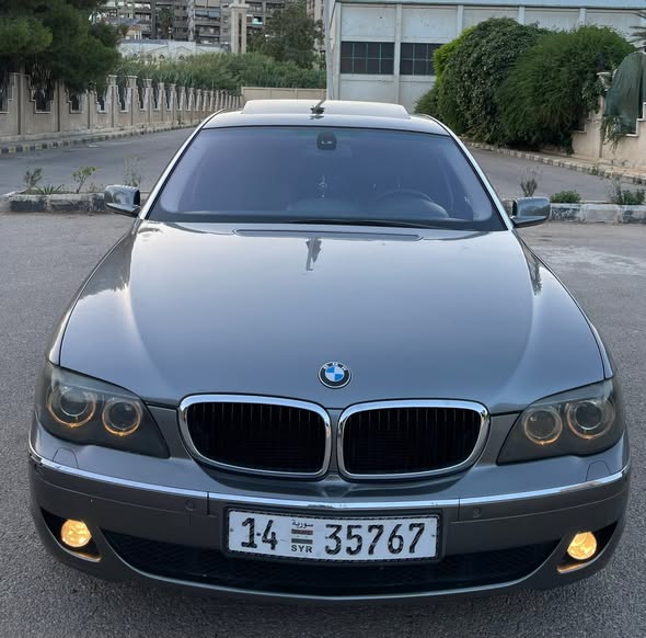 بي إم دبليو 750 2007 - صورة 3