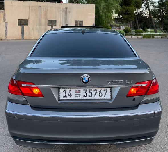 بي إم دبليو 750 2007 - صورة 5