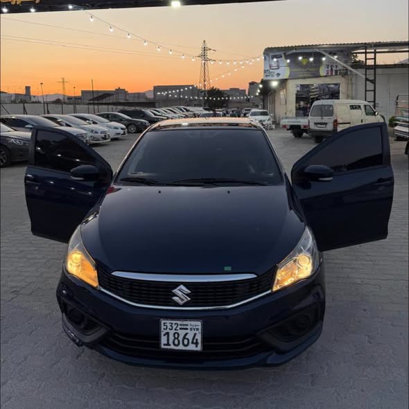 سوزوكي سياز 2023 - صورة 1