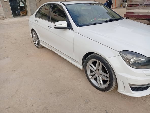 مرسيدس C250 2014 - صورة 2