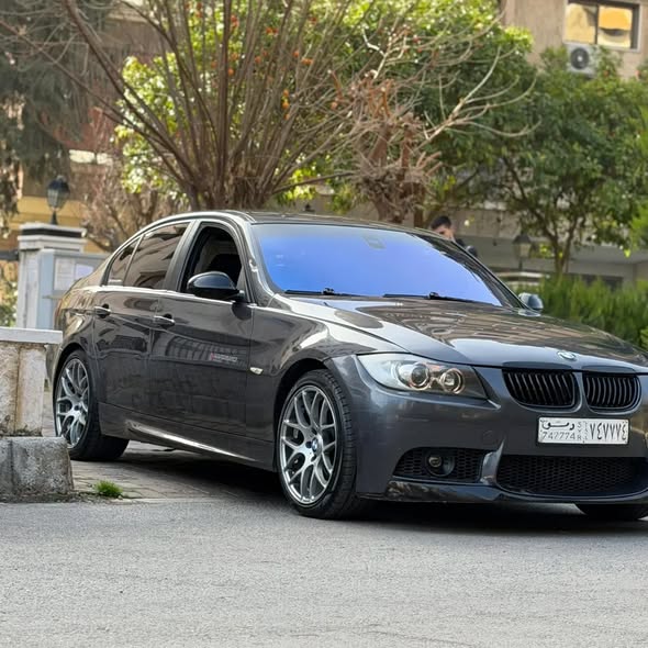 بي إم دبليو M3 2009 - صورة 3