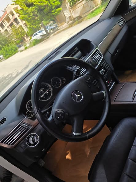 مرسيدس E300 2013 - صورة 3