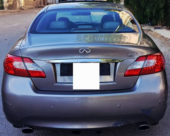انفنتي M37 2012 - صورة 4
