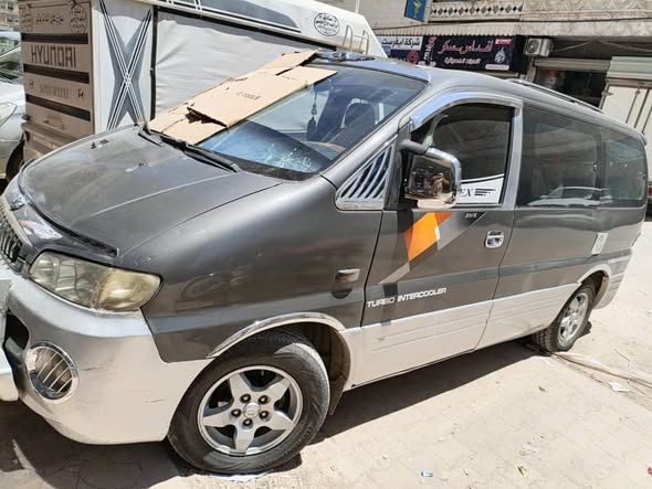 هيونداي ستاركس 2000 - صورة 3