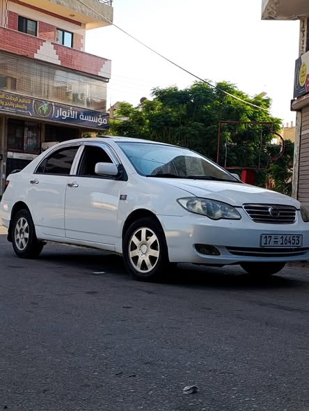 بي واي دي F3 2009 - صورة 1