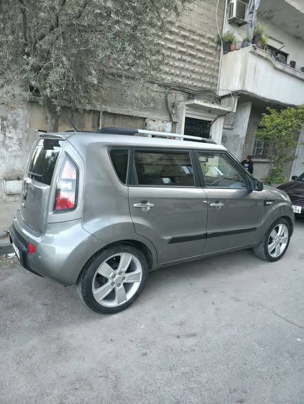 كيا سول 2010 - صورة 1