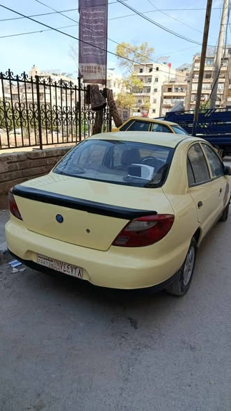 كيا ريو 2002 - صورة 1