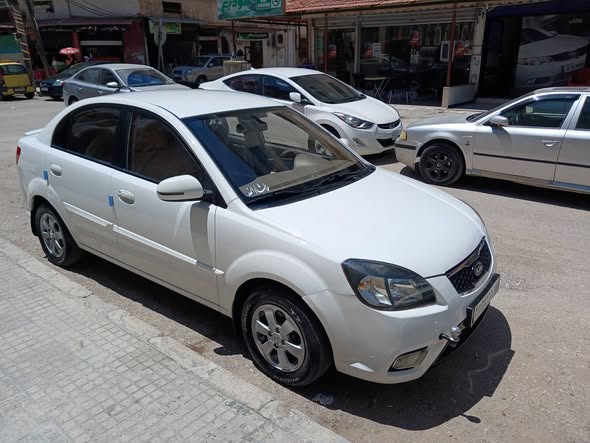 كيا ريو 2010 - صورة 4