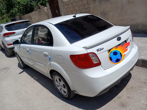 كيا ريو 2010 - صورة 5