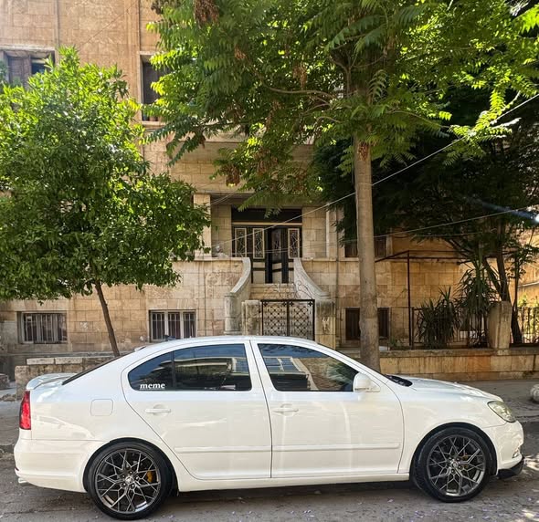 سكودا أوكتافيا 2006 - صورة 4