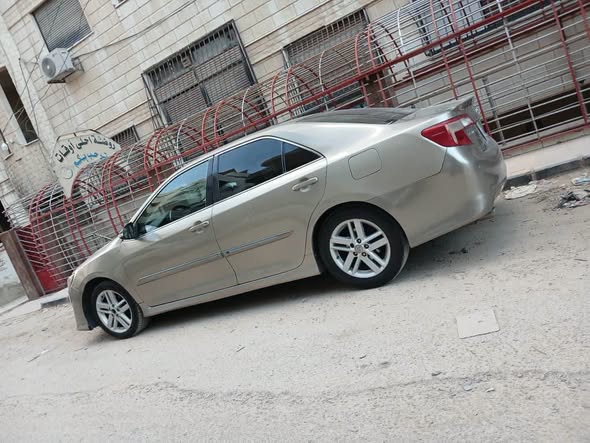 تويوتا كامري 2012 - صورة 1