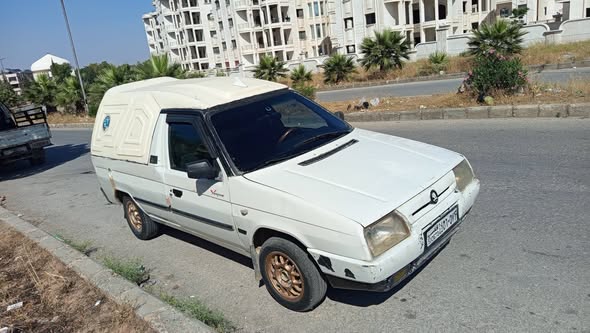 سكودا بيك أب 1995 - صورة 4